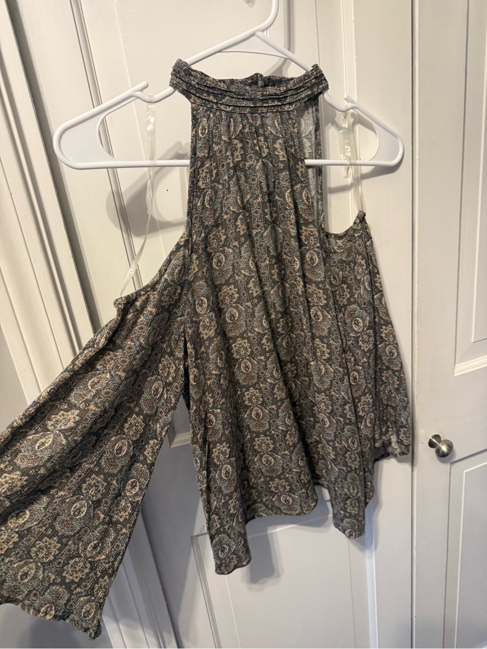American Eagle Outfitters Blue Paisley Cold Shoulder Top